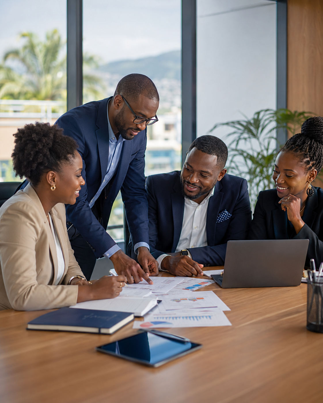 Équipe professionnelle de consultants JVC en réunion